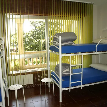 Pallanes Hostal *