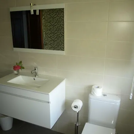 Pallanes Hostal *