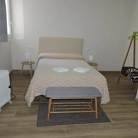 Hostal Pallanes *